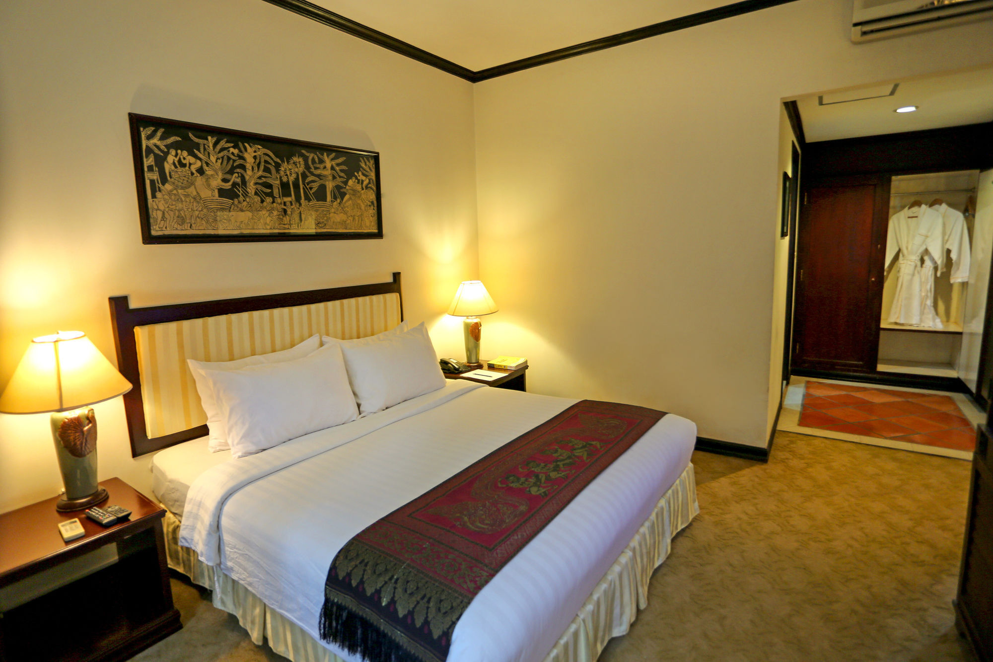 Grand Sunset Angkor Hotel Сием Реап Екстериор снимка