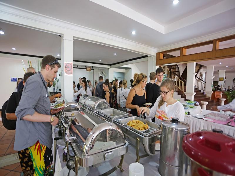 Grand Sunset Angkor Hotel Сием Реап Екстериор снимка