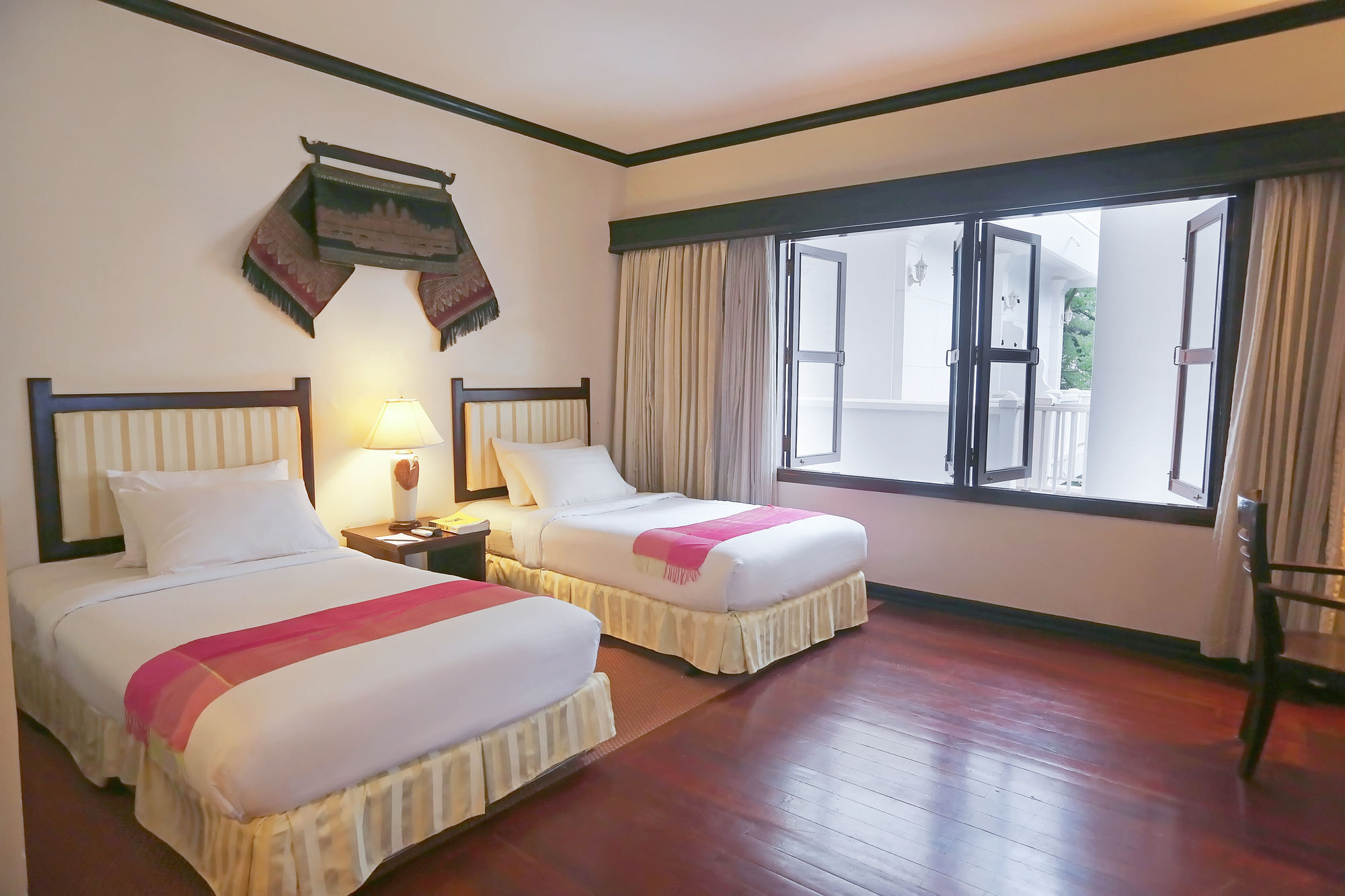 Grand Sunset Angkor Hotel Сием Реап Екстериор снимка